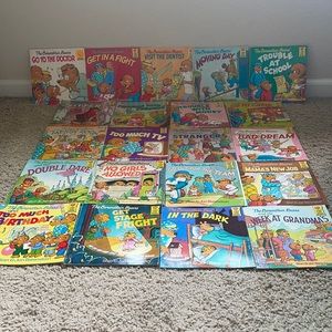Vintage Berenstain Bears paperback books lot of 21